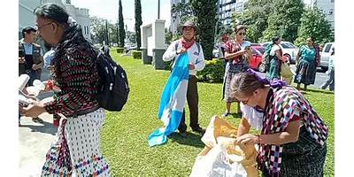 CENTRO EDUCATIVO COMUNITARIO TZ'UTUJIL