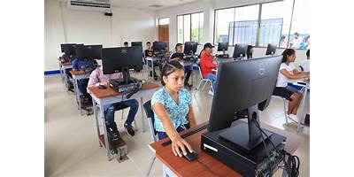 CENTRO EDUCATIVO TECNOLÓGICO EMILIANO