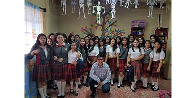 COLEGIO EVANGÉLICO MIXTO "LA HERMOSA"