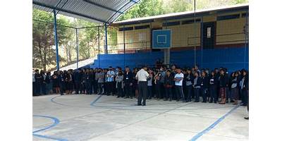 COLEGIO PRIVADO MIXTO "EL DIVINO MAESTRO"