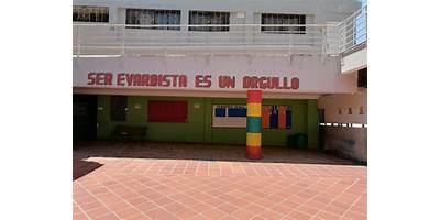COLEGIO VISIONARIO "J.P. II"