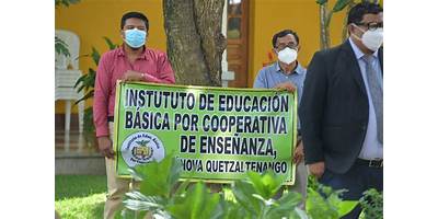 INSTITUTO DE EDUCACIÓN DIVERSIFICADA POR COOPERATIVA "DORIS LEONOR ZUNUN CARRERA"