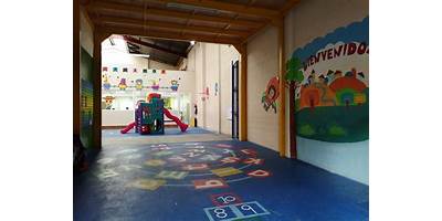 COLEGIO COMERCIAL GUATEMALTECO 2