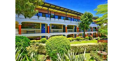 COLEGIO MIXTO 'SANTA CATALINA LABOURE'