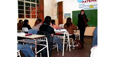 ESCUELA MUNICIPAL NOCTURNA PARA ADULTOS 'SAN MIGUEL'