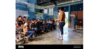 ESCUELA OFICIAL PARA ADULTOS BARRIO EL INGENIO