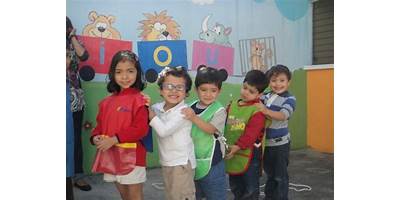 COLEGIO ESCALONES