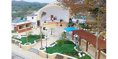 ESCUELA DE EDUCACION ESPECIAL ANEXA A EOUM